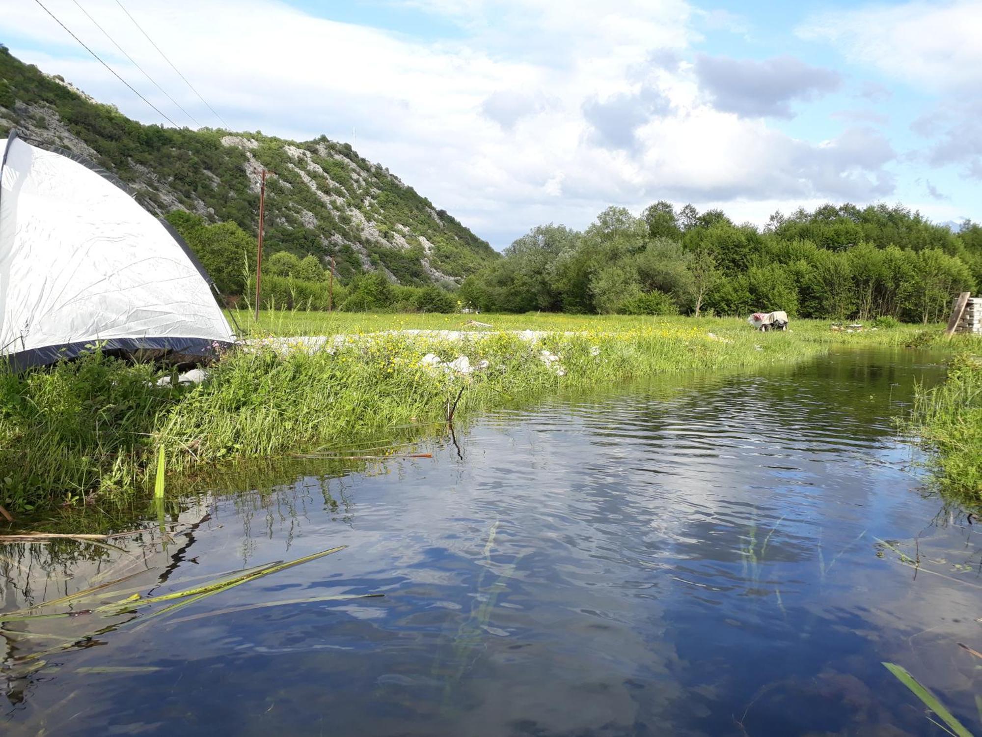 Camp Sunny Hills Hotel Virpazar Exterior photo