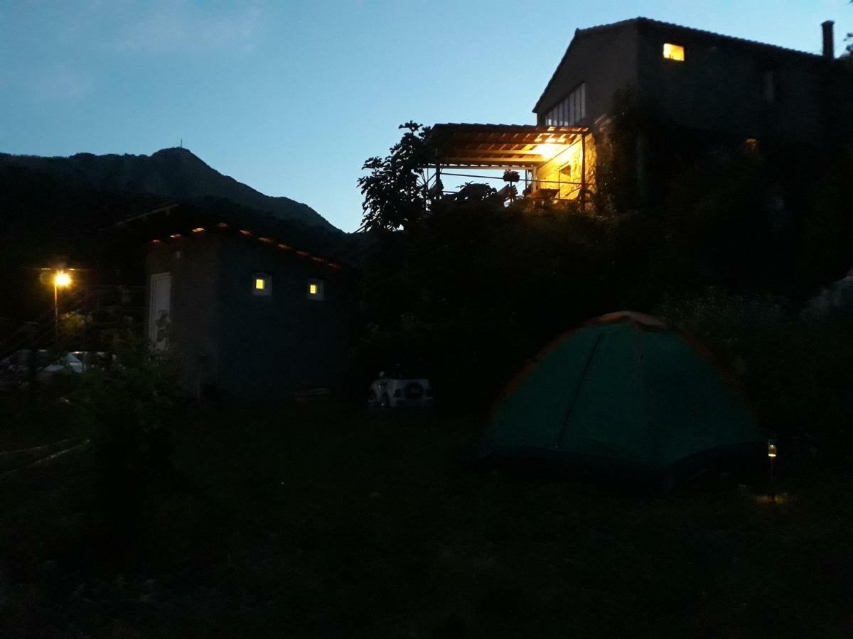Camp Sunny Hills Hotel Virpazar Exterior photo